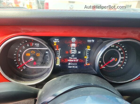1C4HJXFG6MW569077 2021 JEEP WRANGLER Red Widok tylnych siedzeń