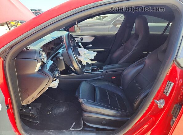 WDD5J4HB3LN033457 2020 MERCEDES-BENZ CLA-CLASS Red Առջևի վահանակի տեսք