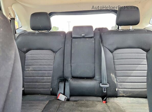 2FMPK4G98HBB61609 2017 FORD EDGE Black Вид задньої частини салону