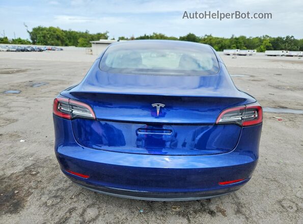5YJ3E1EA3NF191850 2022 TESLA MODEL Синий Вид салона спереди