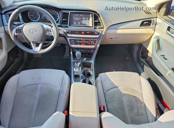 5NPE24AF6JH620382 2018 HYUNDAI SONATA Blue Widok zestawu wskaźników