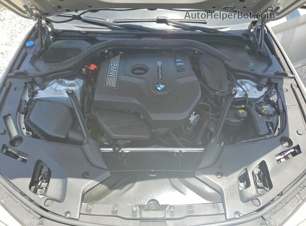 WBAJA7C39HG905868 2017 BMW 5 SERIES Silver Engine compartment view