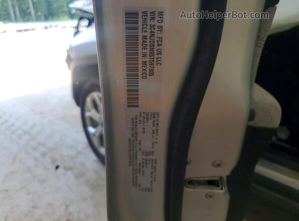 3C4NJDBN9ST597805 2025 JEEP COMPASS Silver VIN კოდის სტიკერის ხედი