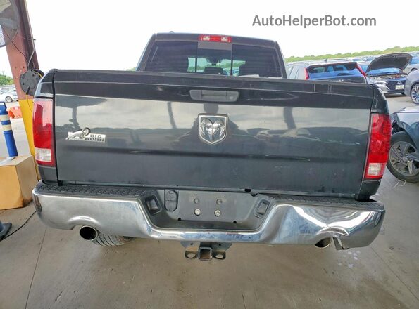 1C6RR6GT4GS147489 2016 RAM 1500 Black Front interior view