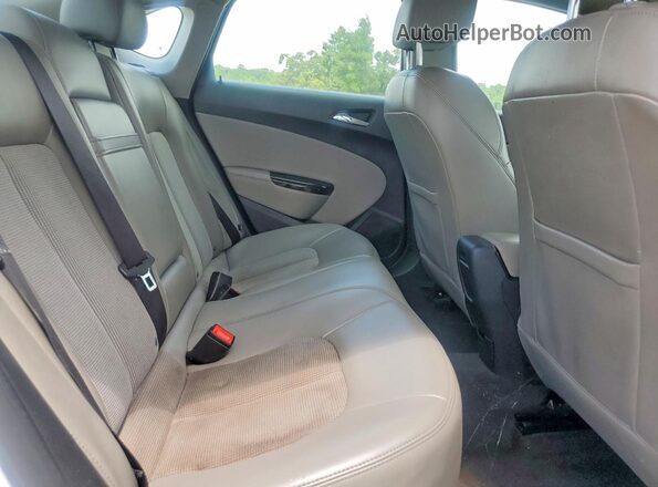 1G4PR5SK3H4118558 2017 BUICK VERANO White Սալոնի հետևի տեսք