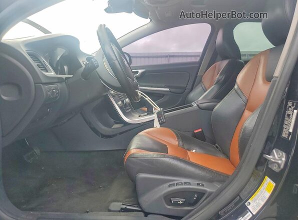 YV4612HK8G1019258 2016 VOLVO V60 Черный Вид панели приборов