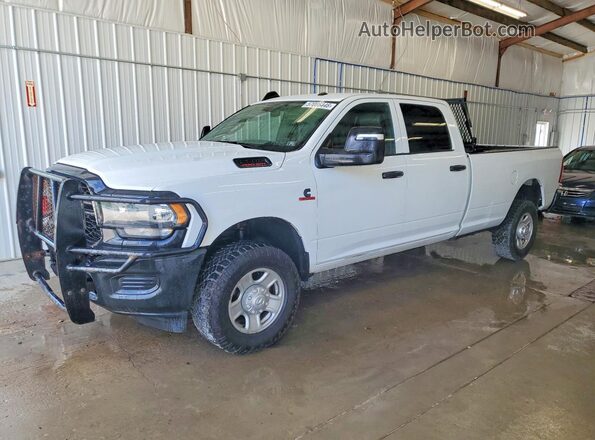 3C6UR5HLXPG565906 2023 RAM 2500 White უკანა მარცხენა