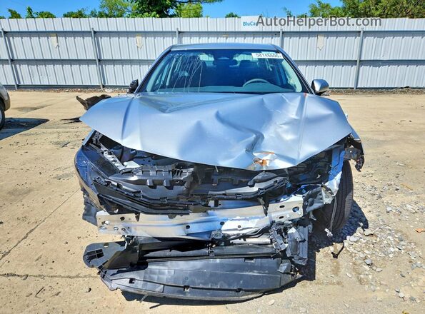 4T1DAACK5TU210104 2026 TOYOTA CAMRY Silver Вид ззаду