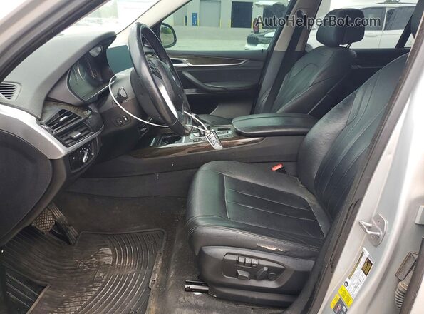 5UXKT0C51G0F74755 2016 BMW X5 Silver Dashboard view