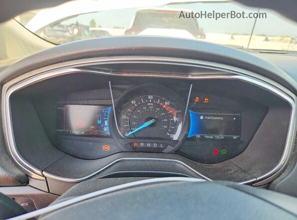 3FA6P0UU3JR141834 2018 FORD FUSION Белый Вид задних сидений