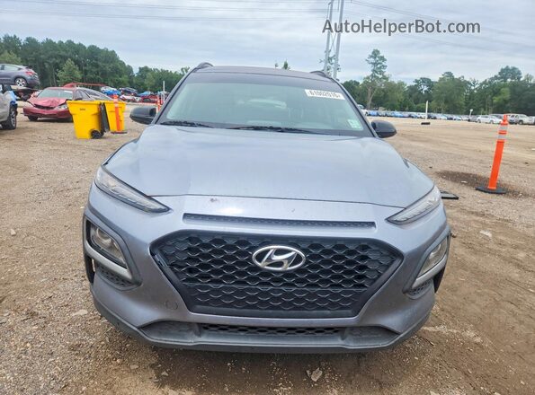 KM8K2CAA0JU143788 2018 HYUNDAI KONA Серебряный Вид сзади