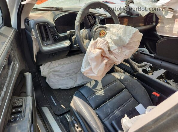 WP1AM2AY8RDA48309 2024 PORSCHE CAYENNE Gray Սարքավորումների վահանակի տեսք