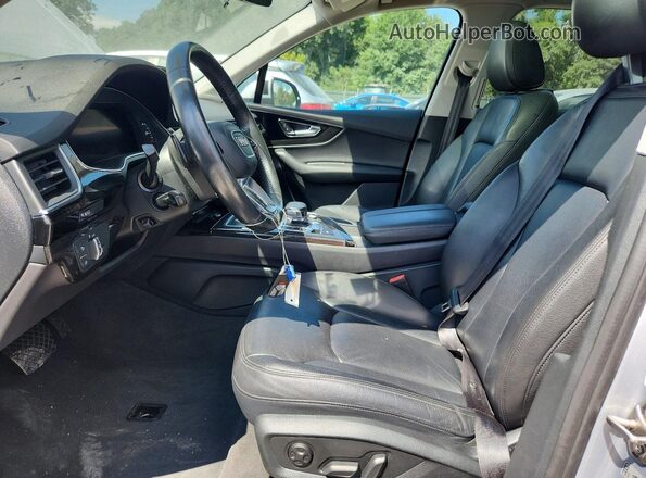 WA1LAAF73KD006417 2019 AUDI Q7 Серый Вид панели приборов