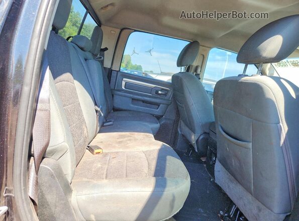 1C6RR7LTXJS236731 2018 RAM 1500 Black Vista interior trasera