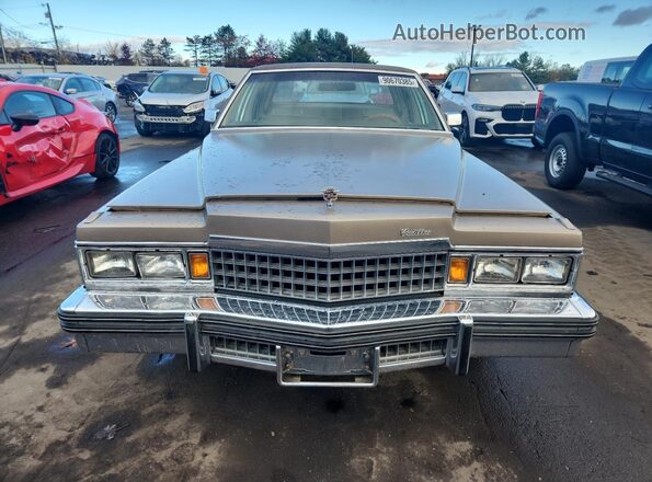 6D69S8Q285847 1978 CADILLAC DEVILLE Beige Front view
