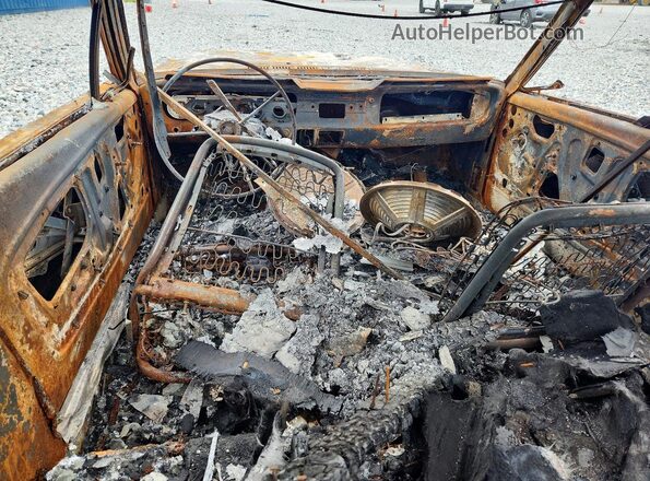 6F07T292481 1966 FORD UK Пожар Вид панели приборов