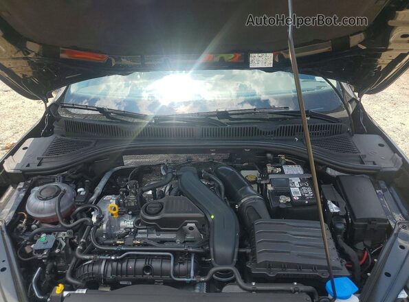 3VW7W7BU4TM054132 2026 VOLKSWAGEN JETTA Black Vista del compartimento del motor