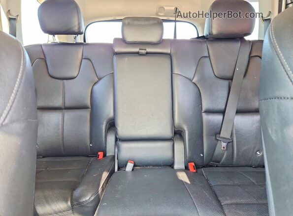 5XYP34HC9LG028938 2020 KIA TELLURIDE Black Rear interior view
