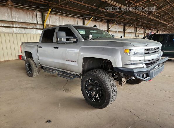 3GCUKSEC8JG176074 2018 CHEVROLET SILVERADO Серебряный Вид спереди