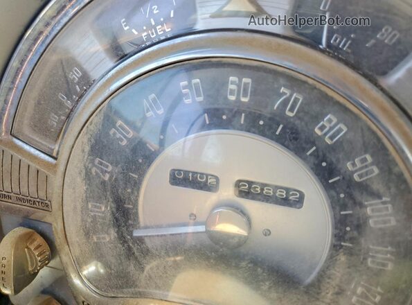 70134845 1953 CHRYSLER WINDSOR Burgundy Instrument cluster view