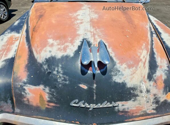 70134845 1953 CHRYSLER WINDSOR Burgundy Rear interior view