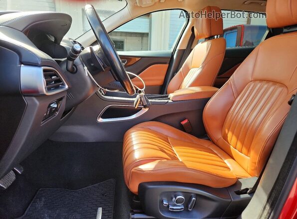 SADCN2GX0KA366930 2019 JAGUAR F-PACE Red Dashboard view