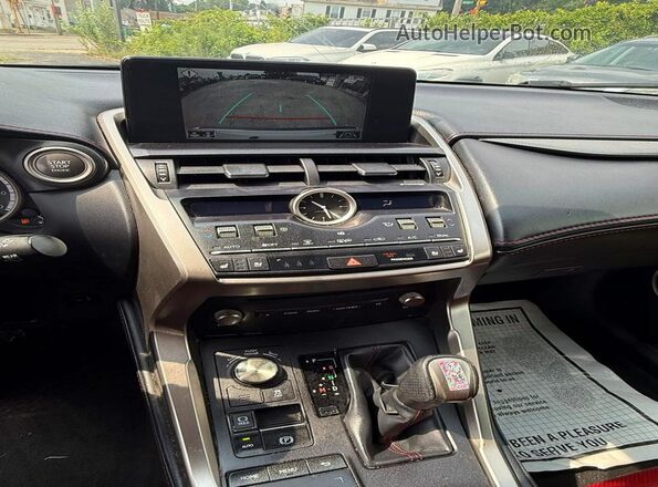 JTJSARDZ1L5006364 2020 LEXUS NX White Widok wnętrza z przodu
