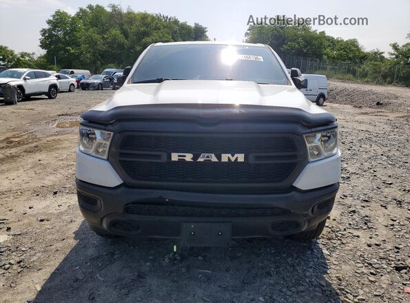 1C6SRFNT4KN662777 2019 RAM 1500 White Widok z tyłu