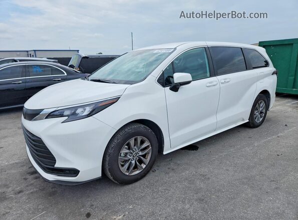 5TDKRKEC2TS290336 2026 TOYOTA SIENNA White Հետևի ձախ
