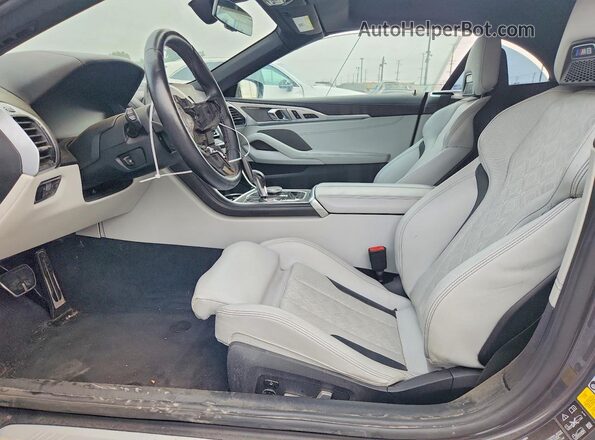 WBSDZ0C09LCD54567 2020 BMW M8 Gray Widok deski rozdzielczej