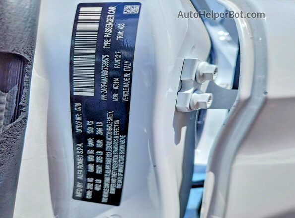 ZARFAMAN6K7599575 2019 ALFA ROMEO GIULIA White VIN կոդի պիտակի տեսք
