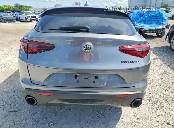 ZASPAJAN6L7C75483 2020 ALFA ROMEO STELVIO Gray Front interior view
