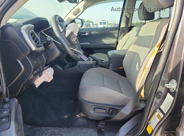 3TYCZ5AN8PT110719 2023 TOYOTA TACOMA Gray Front interior view