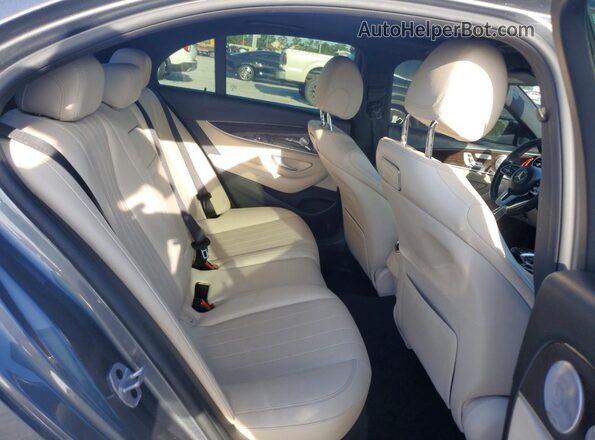 WDDZF4JB4KA689072 2019 MERCEDES-BENZ E Gray Vista interior trasera