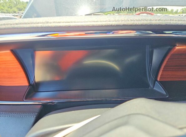 5LMJJ3LT6KEL25128 2019 LINCOLN NAVIGATOR Black Rear seats view