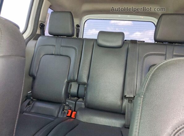NM0GE9E29L1476001 2020 FORD E-TRANSIT Белый Вид задней части салона