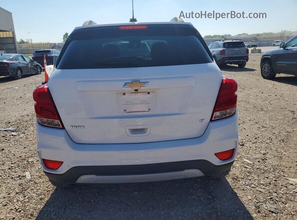 KL7CJLSB2HB238911 2017 CHEVROLET TRAX Белый Вид салона спереди