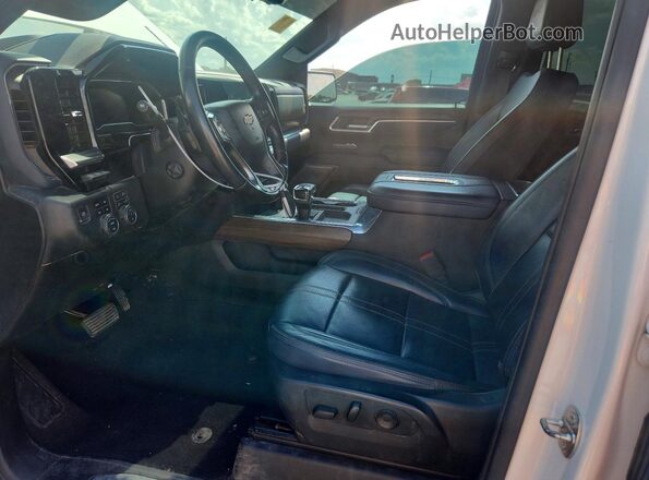 1GCUDJET8NZ500537 2022 CHEVROLET SILVERADO White Առջևի վահանակի տեսք