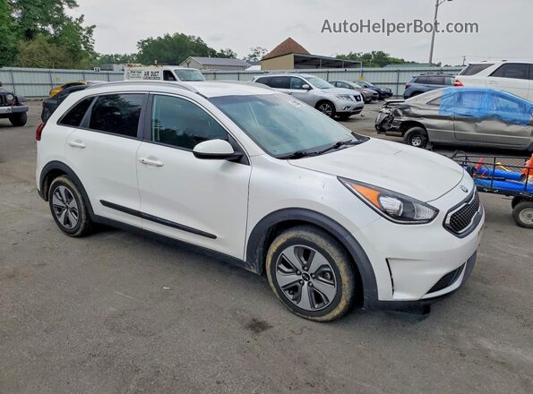KNDCB3LC8J5119384 2018 KIA NIRO Белый Вид спереди
