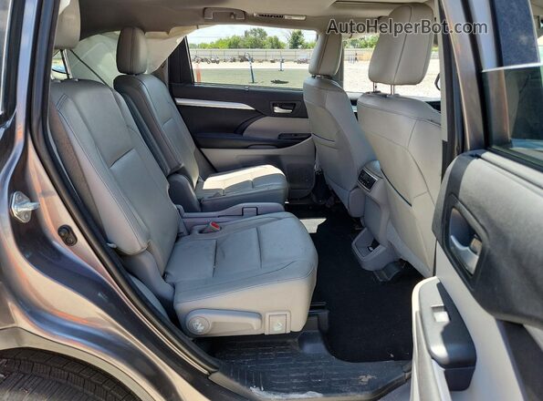 5TDKZRFHXJS549736 2018 TOYOTA HIGHLANDER Gray Engine compartment view