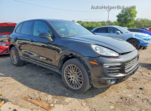 WP1AA2A25HKA85543 2017 PORSCHE CAYENNE Black Вид спереду