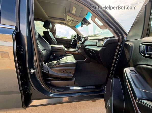 1GNSKHKC6KR275841 2019 CHEVROLET SUBURBAN Gray უკანა ხედი