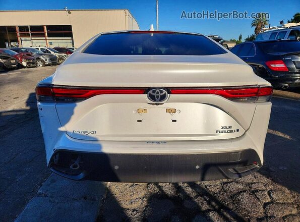 JTDAAAAA0PA009610 2023 TOYOTA MIRAI White Вид салону спереду