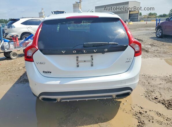 YV4612HK5G1013353 2016 VOLVO V60 Белый Вид салона спереди