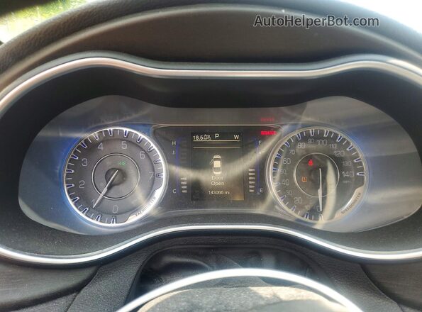 1C3CCCAB4GN186973 2016 CHRYSLER 200 Gray Rear seats view