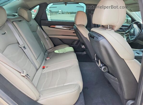 LREKK5RX3HA034389 2017 CADILLAC CT6 Gray Rear interior view