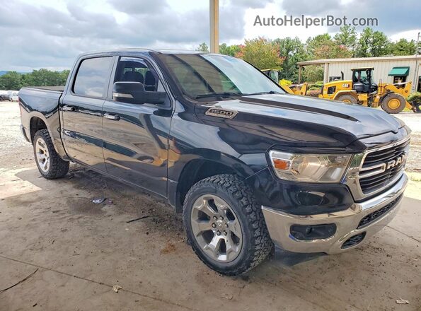 1C6RRFFG3KN818677 2019 RAM 1500 Черный Вид спереди