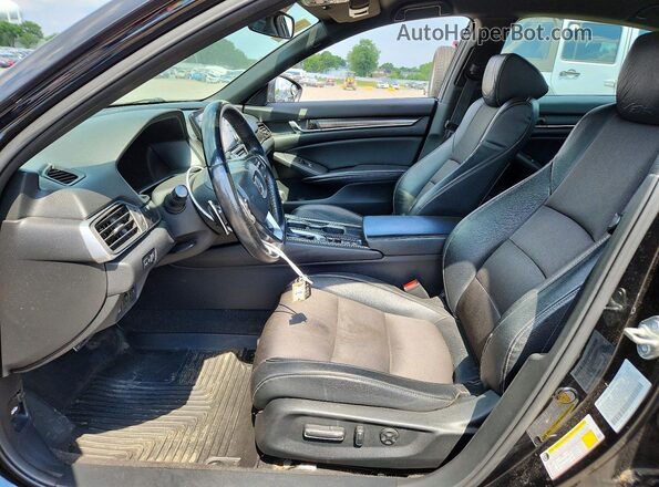 1HGCV1F33JA091980 2018 HONDA ACCORD Black Widok deski rozdzielczej