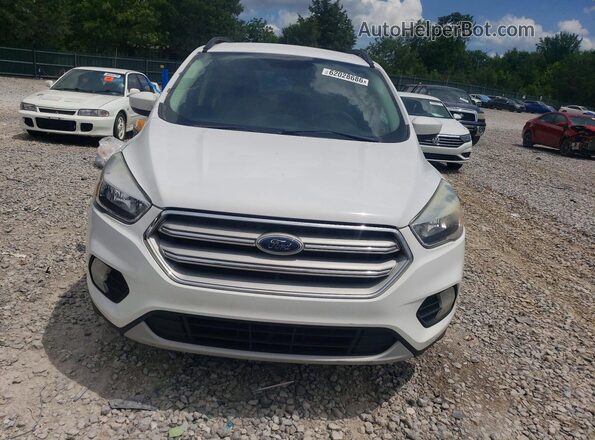 1FMCU9GD1JUC20378 2018 FORD ESCAPE Белый Вид сзади