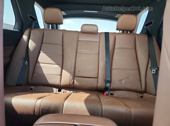 4JGFB4FB7RB010400 2024 MERCEDES-BENZ GLE White Vista interior trasera